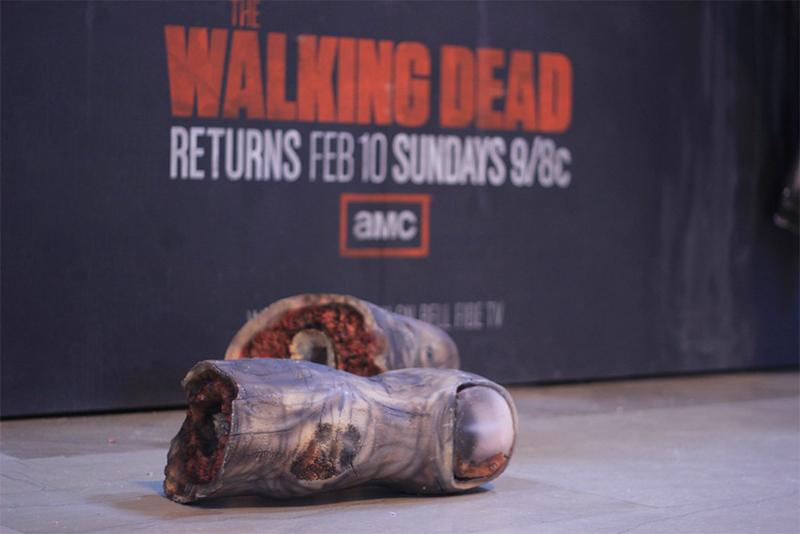 Ação para promover o lançamento da segunda parte da terceira temporada de The Walking Dead em Toronto