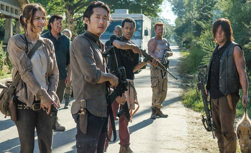 Os produtores e o elenco de The Walking Dead explicam como eles tentam evitar os spoilers