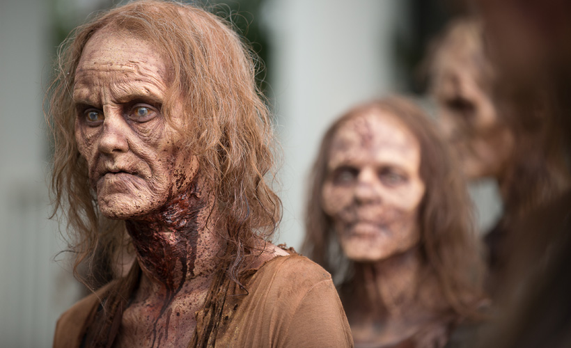 The Walking Dead S06E09: Greg Nicotero fala sobre a “passarela da morte”