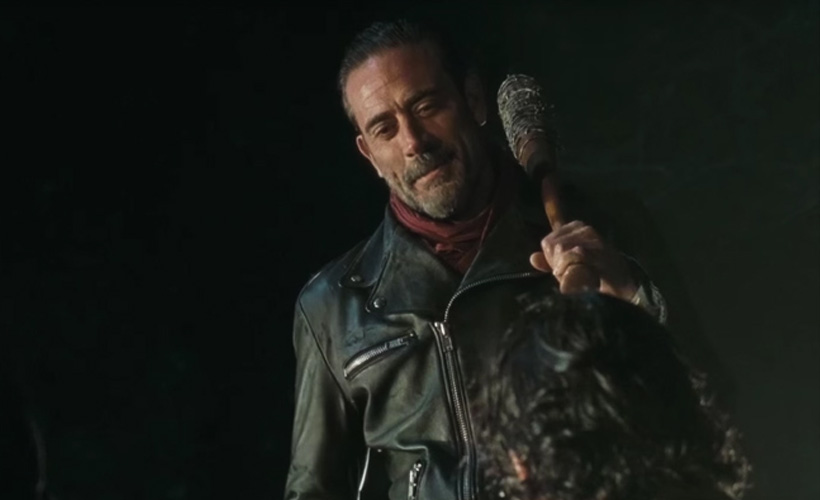 Fãs fazem abaixo-assinado para que a AMC revele quem morreu no último episódio da 6ª temporada de The Walking Dead