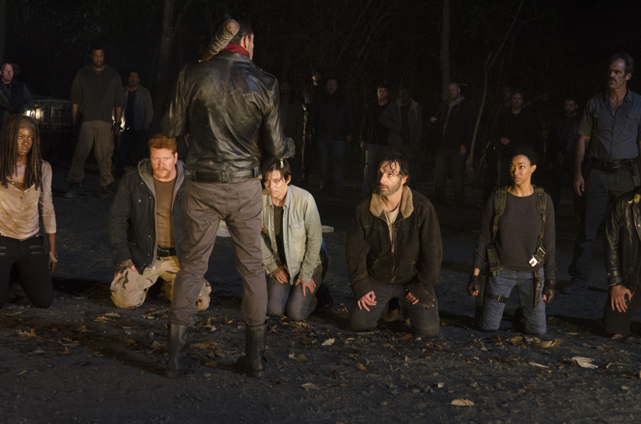 the-walking-dead-s06e16-last-day-on-earth-review-002