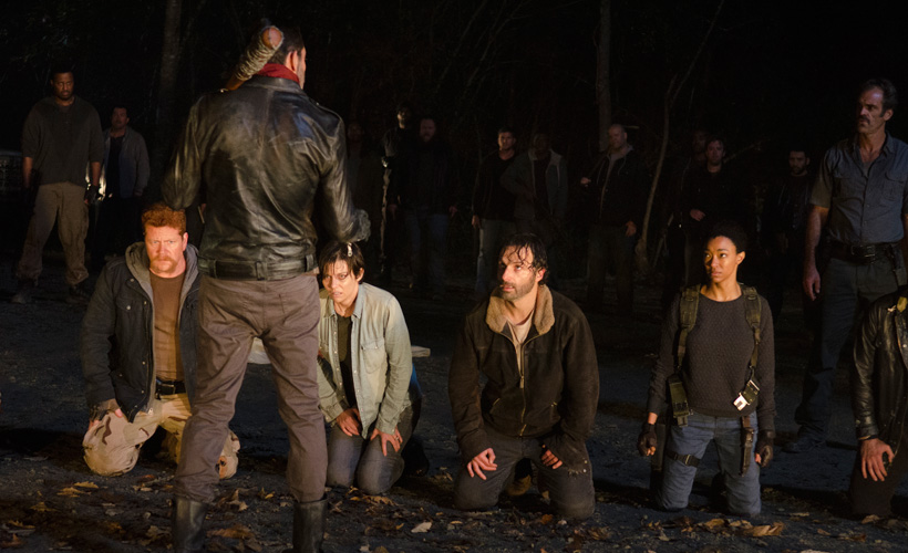Scott M. Gimple fala sobre a introdução de Negan e prevê o que esperar da 7ª temporada de The Walking Dead
