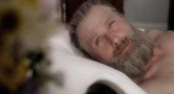 Quantas linhas do tempo havia na estreia da 8ª temporada de The Walking Dead?