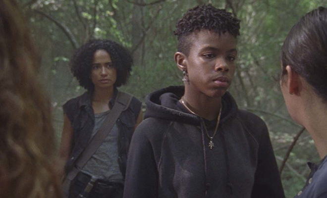 Os sobreviventes procuram por Alden e Luke em vídeo do 10º episódio da 9ª temporada de The Walking Dead