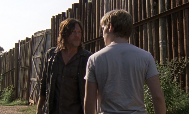 Daryl discute com Henry em vídeo do 10º episódio da 9ª temporada de The Walking Dead