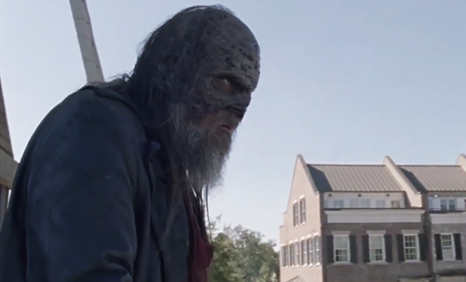 Beta e a Horda de Zumbis estão em Alexandria em cena do próximo episódio de The Walking Dead