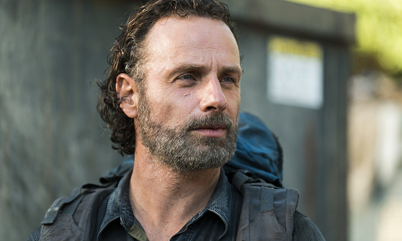 Andrew Lincoln como Rick Grimes em imagem da 8ª temporada de The Walking Dead
