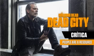 Negan pensativo em arte da crítica do episódio 3 da 1ª temporada de The Walking Dead: Dead City.