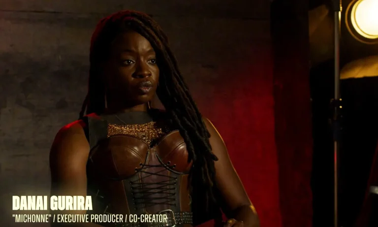 Danai Gurira (Michonne) em entrevista para o especial "Por Dentro do Episódio" do Episódio 2 de The Walking Dead: The Ones Who Live.