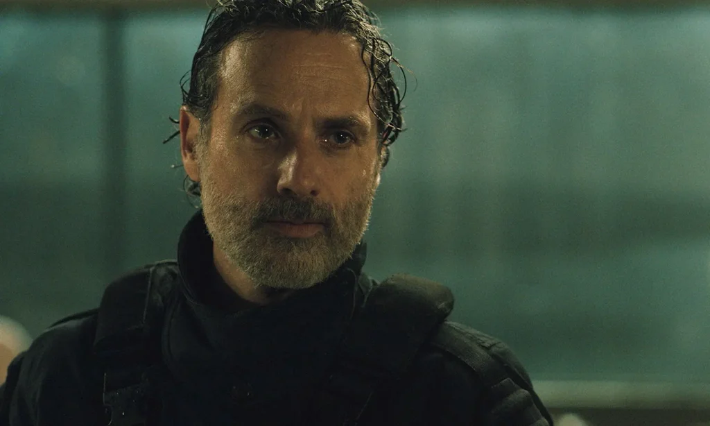 Rick triste e confrontando Michonne em cena do Episódio 4 de The Walking Dead: The Ones Who Live.