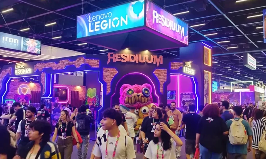 CCXP25 domingo estandes