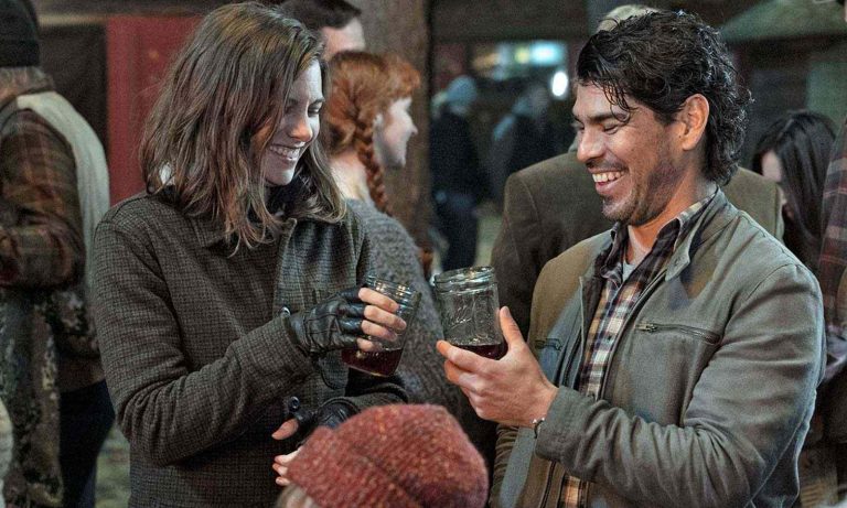 Lauren Cohan reage ao grande beijo de Maggie em The Walking Dead: Dead City
