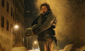 Austin Abrams, o Ron de The Walking Dead, virá ao Brasil para promover Resident Evil