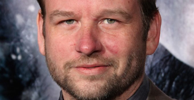 Dallas Roberts