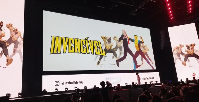 Painel de invencível na CCXP24