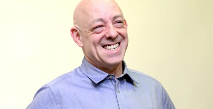 Brian Michael Bendis, responsável pela criação de Miles Morales, participará da CCXP26