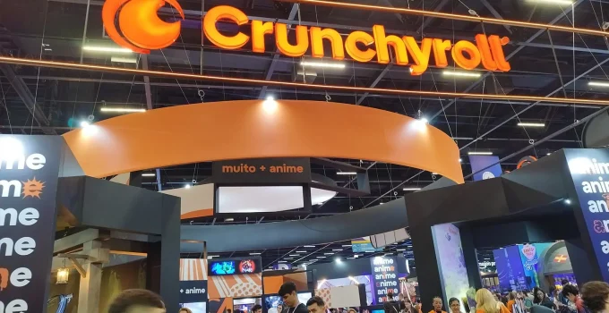 Parte do estande da crunchyroll na ccxp-24