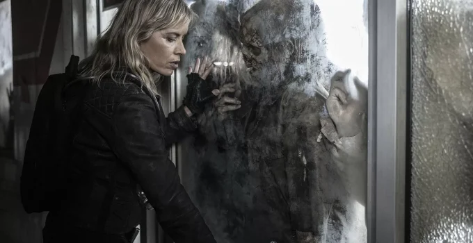 Madison perto de alguns walkers em cena do Episódio 8 da 8ª Temporada de Fear the Walking Dead.