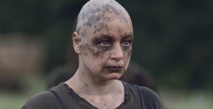 Samantha Morton como Alpha na 9ª temporada de The Walking Dead.