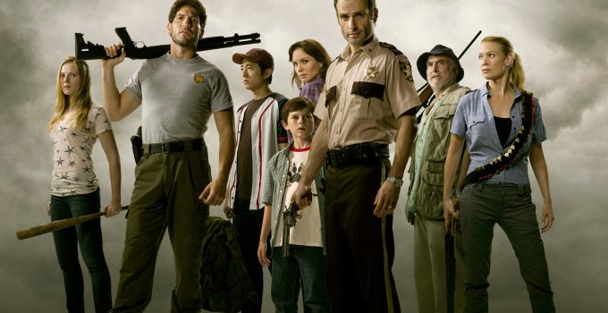 Rick, Carl, Lori, Glenn, Shane, Amy, Dale e Andrea reunidos em imagem promocional da 1ª temporada de The Walking Dead.