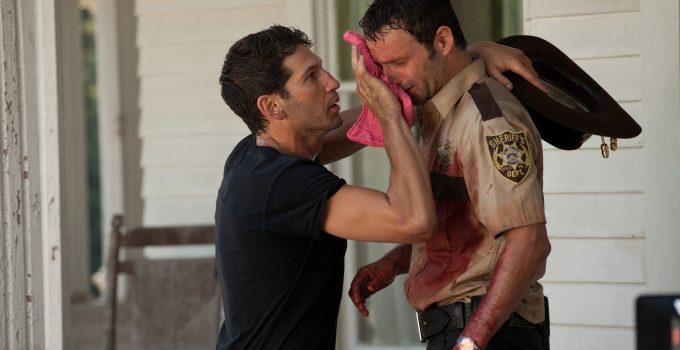 Shane Walsh (Jon Bernthal) and Rick Grimes (Andrew Lincoln) - The Walking Dead - Season 2, Episode 2 - Photo Credit: Bob Mahoney/AMC - TWD_202_0705_0066
