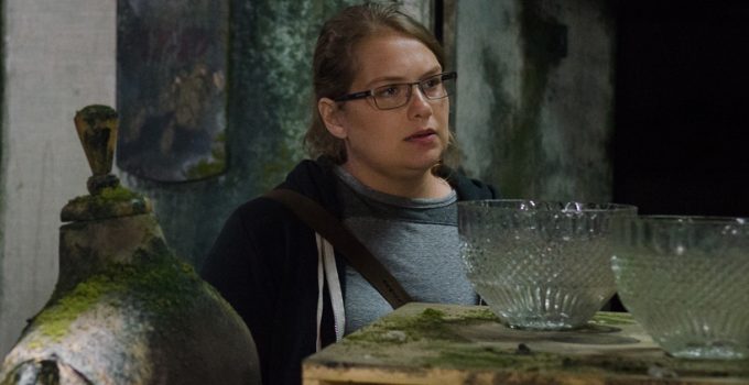 the-walking-dead-s06e14-merritt-wever-denise