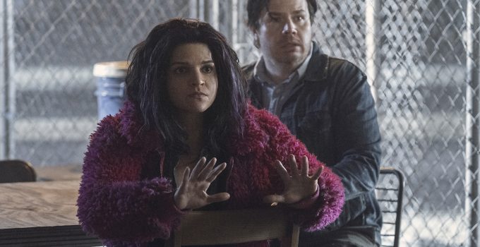 Princesa e Eugene assustados em imagem do episódio Acheron: Part II da 11ª temporada de The Walking Dead