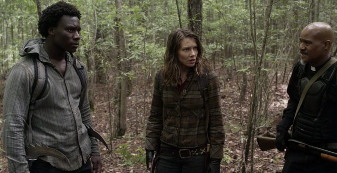 Elijah, Maggie e Gabriel na floresta no episódio 7 da 11ª temporada de The Walking Dead.