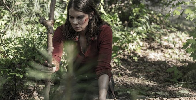 Maggie no túmulo do Alden no episódio 9 da 11ª temporada de The Walking Dead.