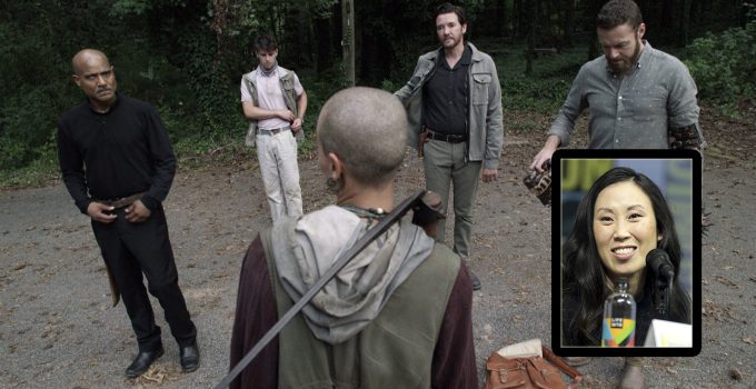 Montagem mostrando Gabriel, Aaron, Toby e Jesse conversando com uma desconhecida do novo grupo no episódio 13 da 11ª temporada de The Walking Dead e a showrunner Angela Kang.
