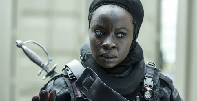 Michonne com a roupa da CRM mas sem o capacete em cena do Episódio 6 de The Walking Dead: The Ones Who Live.